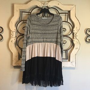 Chatoyant Black and Tan Fringe Top